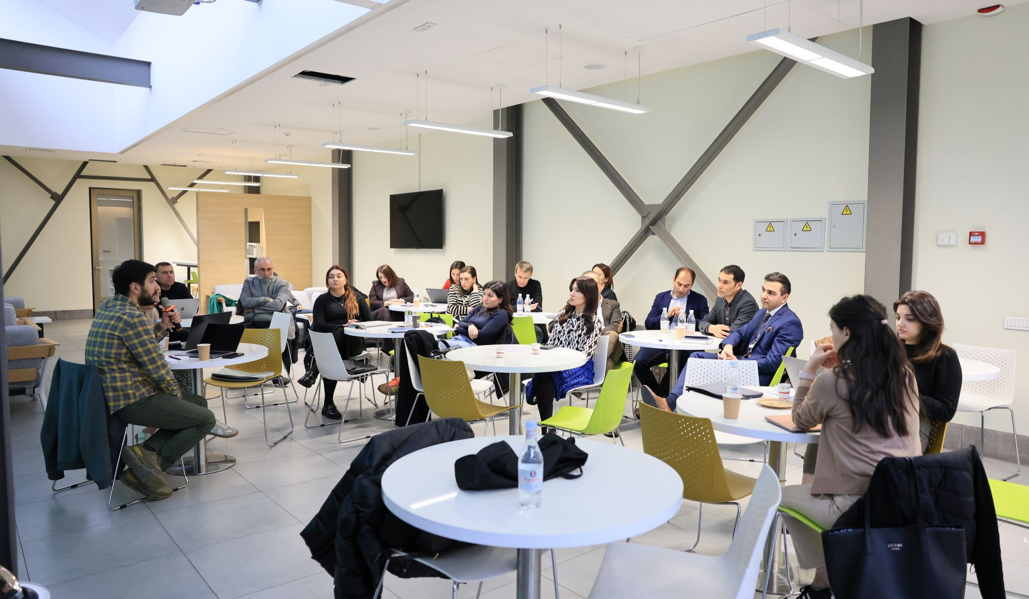 Տնտեսվարողների հետ քննարկվել է Հայաստանում արտադրողի ընդլայնված պատասխանատվության համակարգի ներդրումը