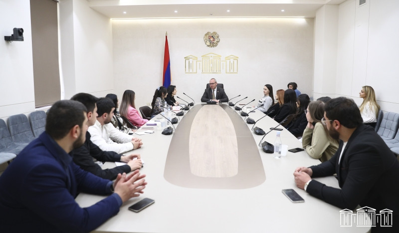 ԱԺ այցելած ԵՊՀ ուսանողներին է ներկայացվել խորհրդարանական դիվանագիտությունը