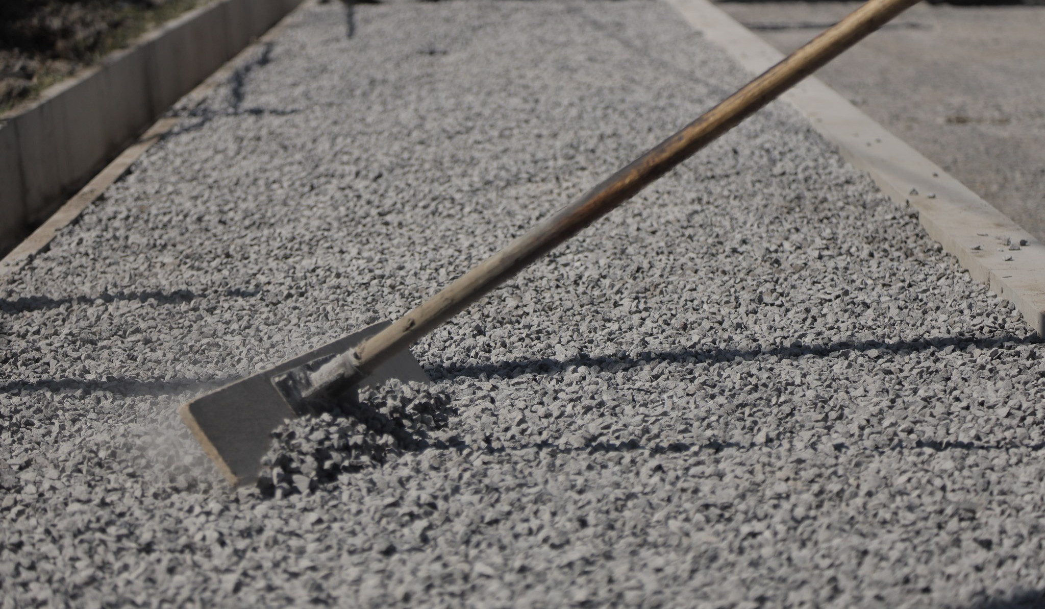 Մեկնարկել են միջպետական և հանրապետական նշանակության ճանապարհների փոսային նորոգման և ճաքերի մշակման աշխատանքները