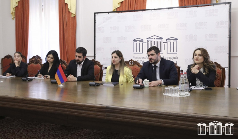 ԱԺ-ում ներկայացվել են ՀՀ-ի վերաբերյալ ժողովրդավարության զարգացման հետազոտությունը, վերջին 5 տարվա փոփոխությունները