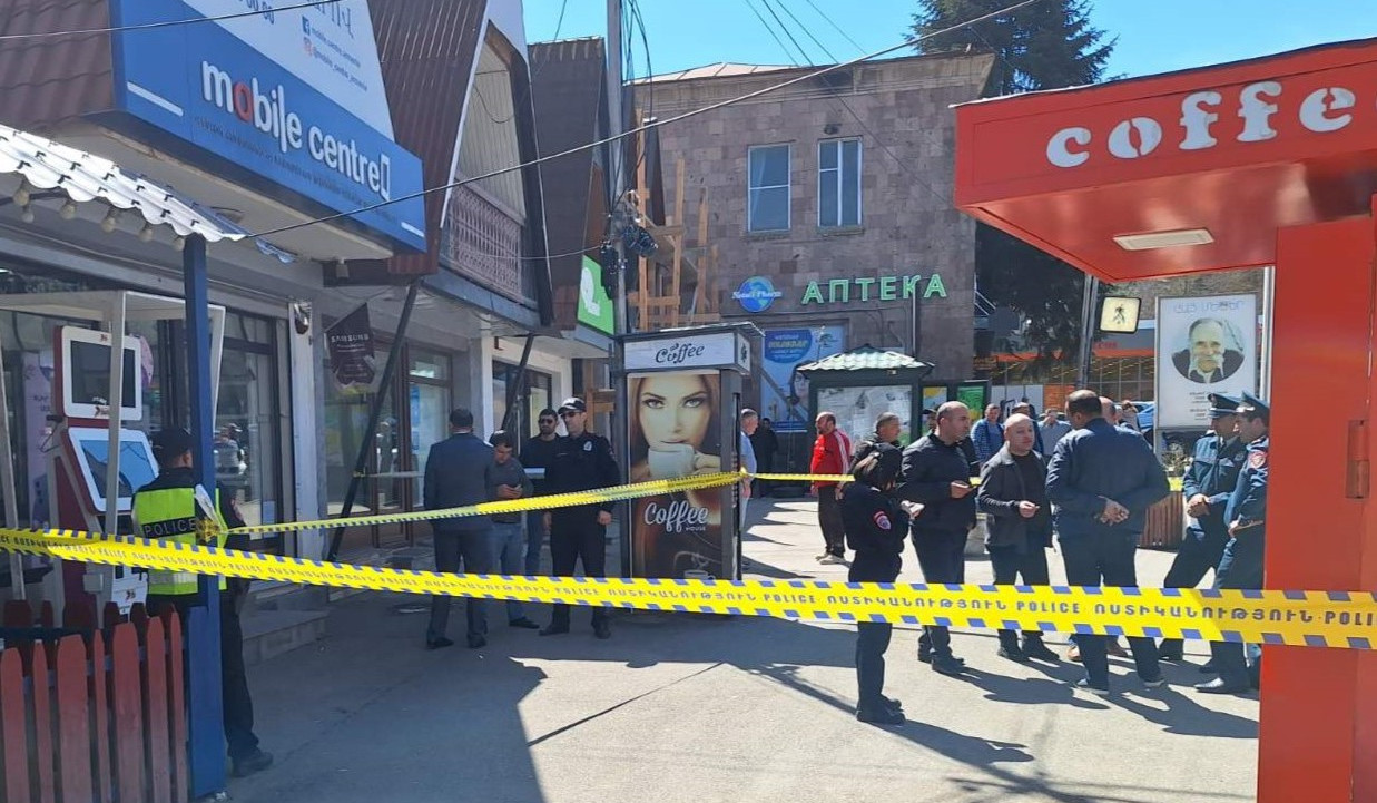 Դիլիջանում 32-ամյա տղամարդը սպանել է կնոջ քրոջը, այնուհետև ինքնասպան եղել. նա շարժառիթի վերաբերյալ գրառում է թողել