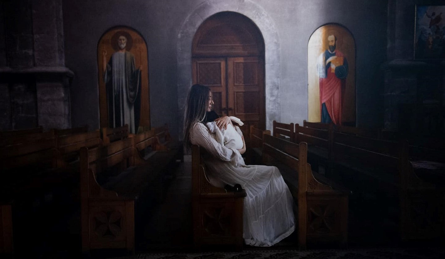 Այսօր մայրության և գեղեցկության տոնն է