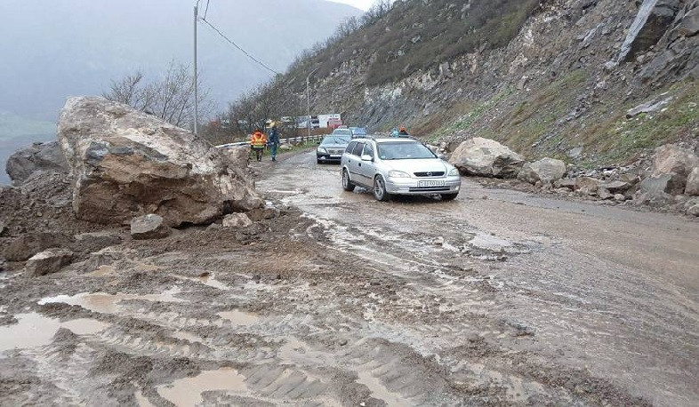 Տաթև-Գորիս, Տաթև-Լծեն ավտոճանապարհները երկկողմանի երթևեկելի են