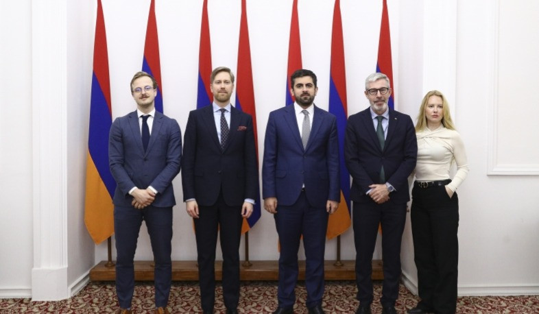 Շվեդիան մեզ համար առանցքային երկիր և գործընկեր է. Խանդանյանն ընդունել է Շվեդիայի ԱԳՆ ներկայացուցիչներին
