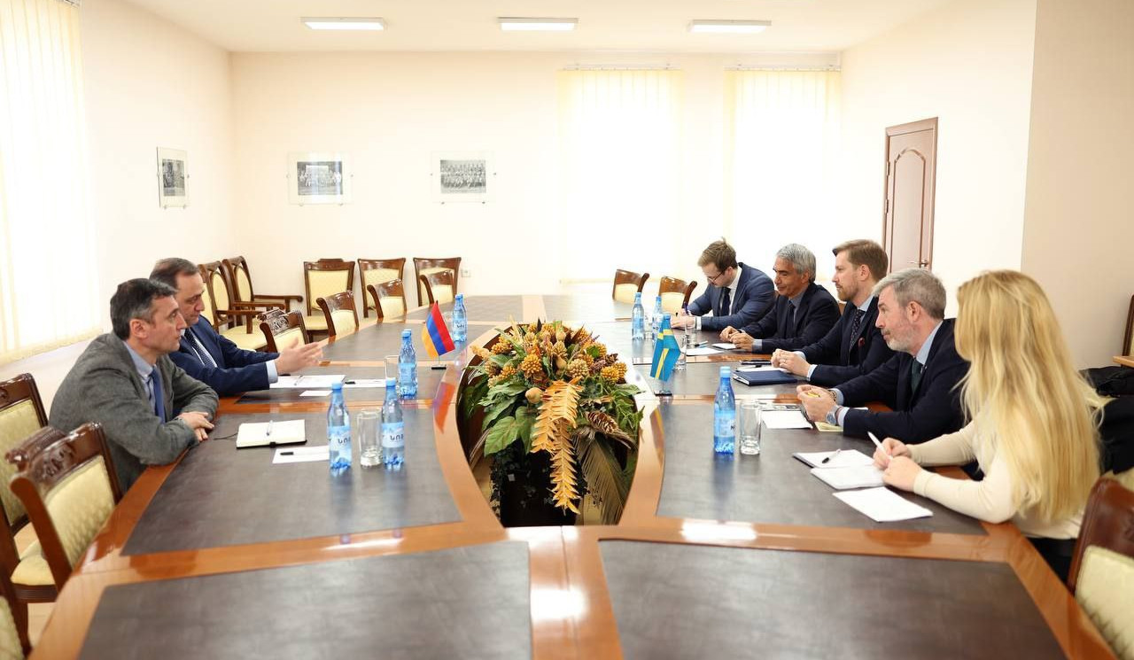 Շվեդիայի Թագավորության ԱԳՆ պատվիրակությանը ներկայացվել է ՀՀ ԶՈւ-ում բարեփոխումների ընթացքը, քննարկվել են տարածաշրջանային անվտանգության հարցեր