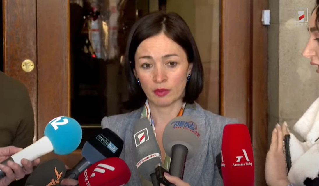 Ակնհայտ է, որ կեղծ տեղեկատվություն է. ԿԳՄՍ նախարարը՝ դպրոցների վերաբերյալ Տելեգրամով տարածվող լուրերի մասին