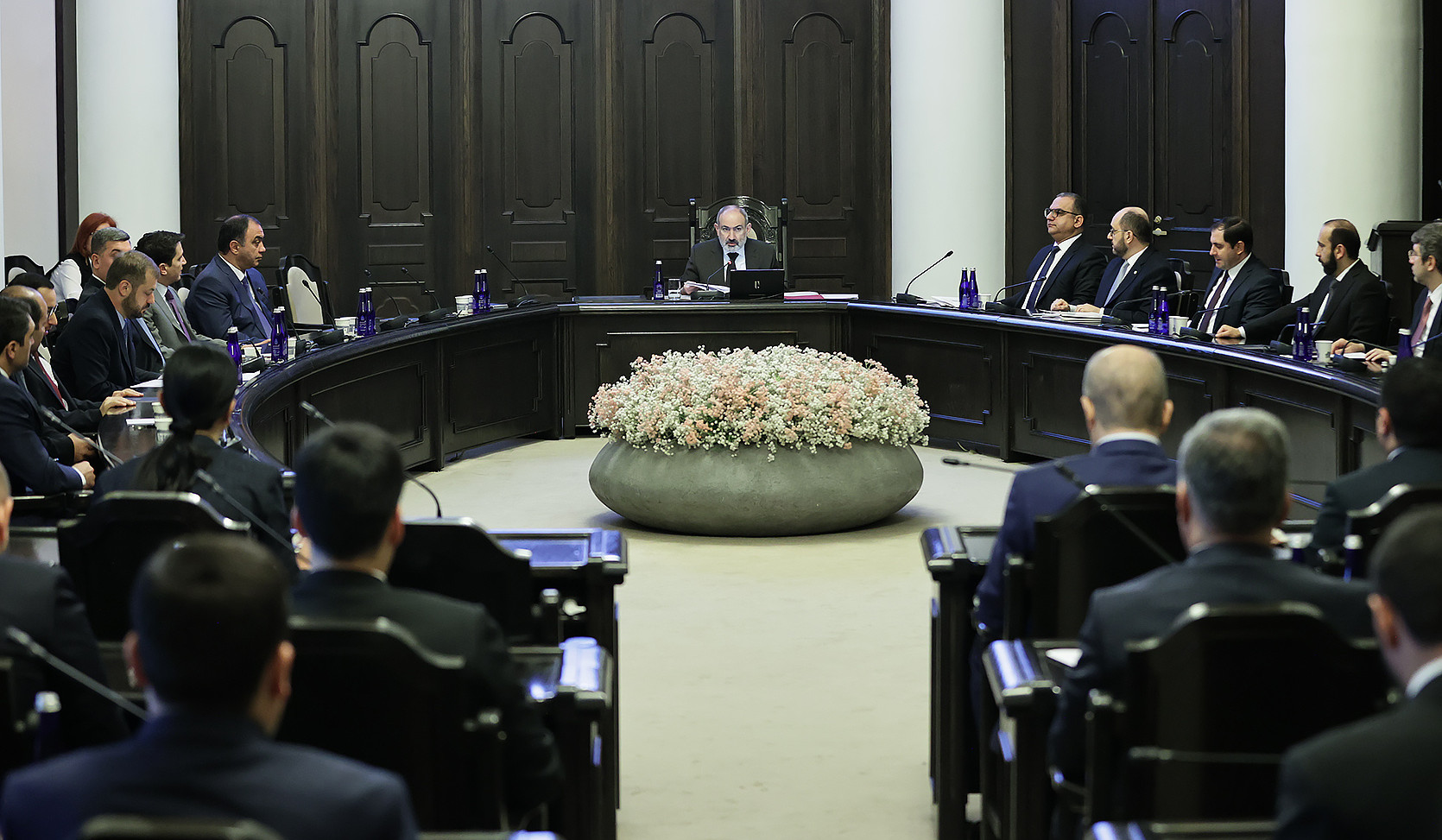 Կառավարությունը ավելի քան 48 մլրդ դրամ կհատկացնի ԼՂ-ից տեղահանված անձանց ֆինանսական աջակցություն տրամադրելու համար