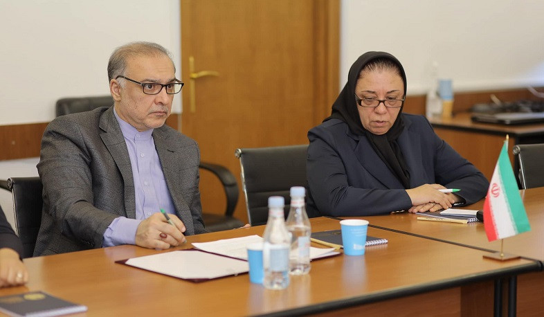 Issue of zeroing road taxes for transit cargo transportation discussed with Iranian Ambassador