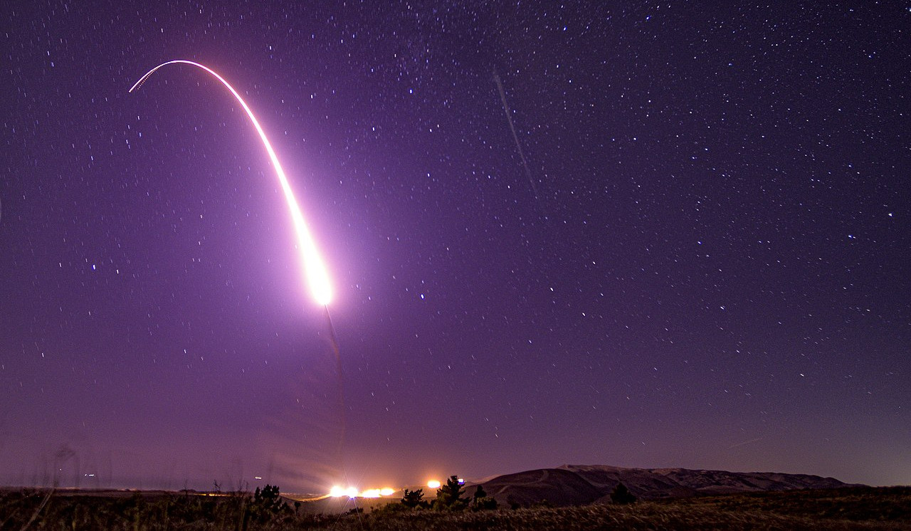 Россия запустила баллистическую ракету с полигона Капустин Яр