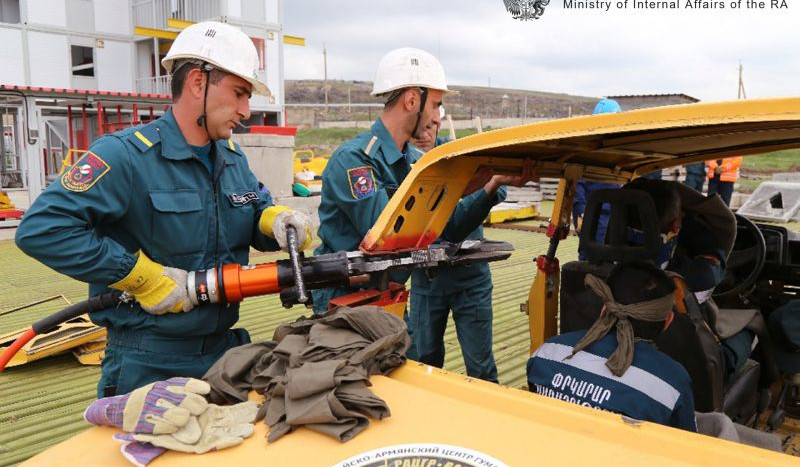 Փրկարարի համար առաջնահերթը մարդու կյանքն ու առողջությունն են. անցկացվել են գործնական պարապմունքներ