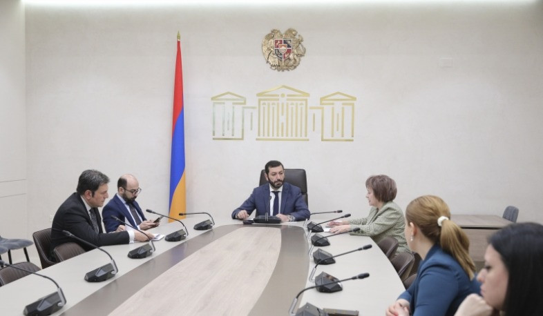 Առաջարկվում է լրացում կատարել «ՀՀ տոների և հիշատակի օրերի մասին» օրենքում