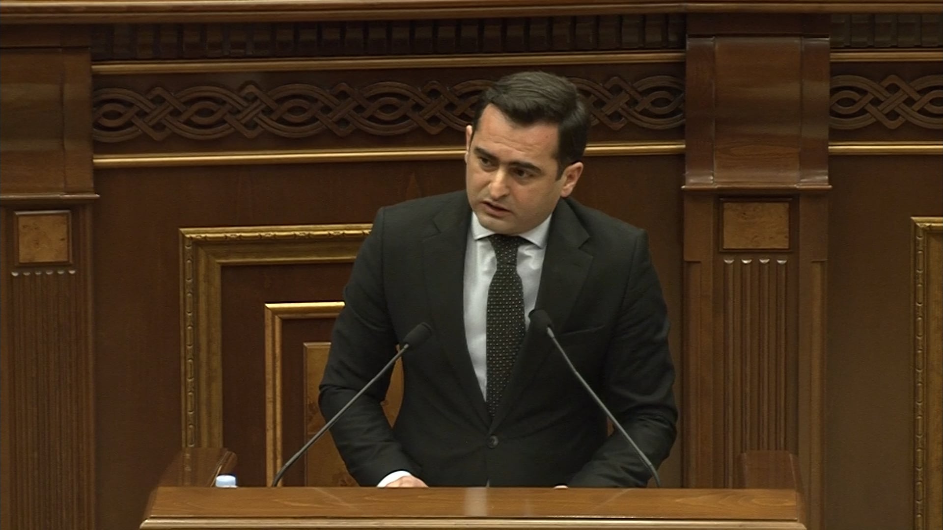 Այս օրինագծի ընդունմամբ մեր համերաշխությունը, սերը, կարեկցանքը, ապրումակցումն ենք հայտնում եզդի ժողովրդին. Հակոբ Արշակյան