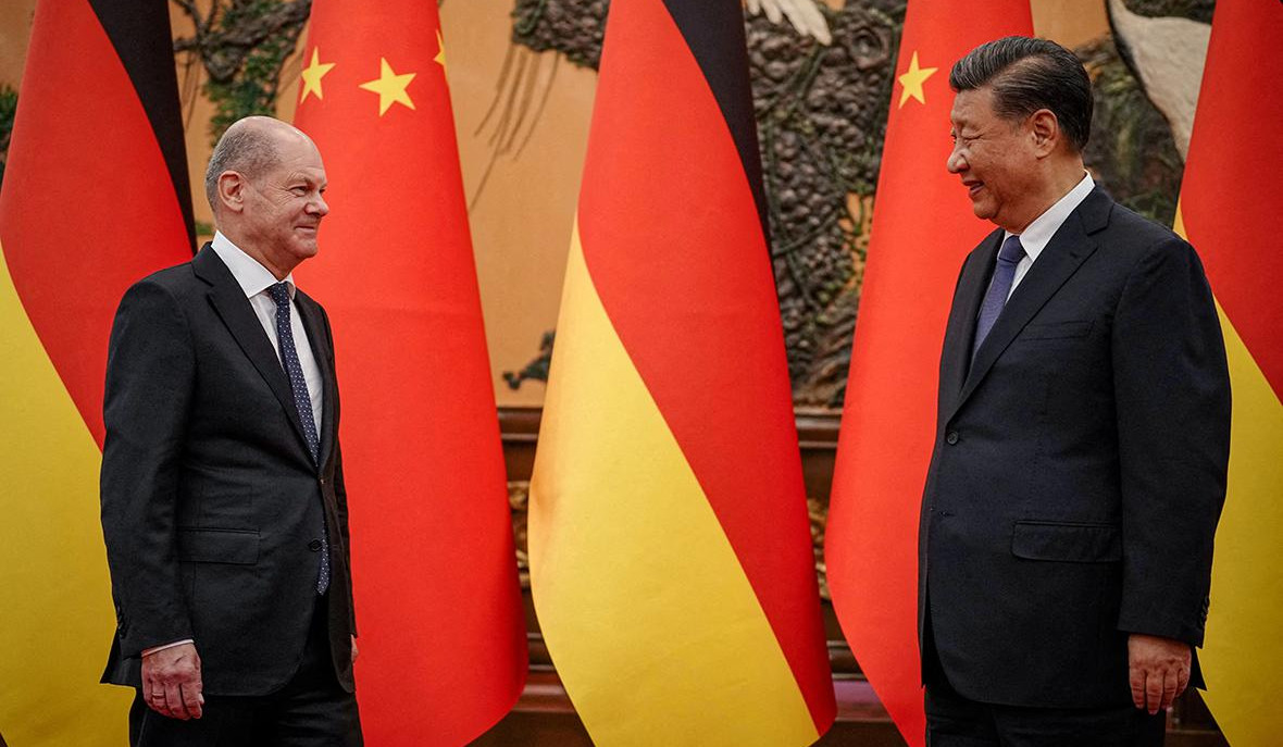 Шольц и Си Цзиньпин обсудили ситуацию на Ближнем Востоке и в Украине