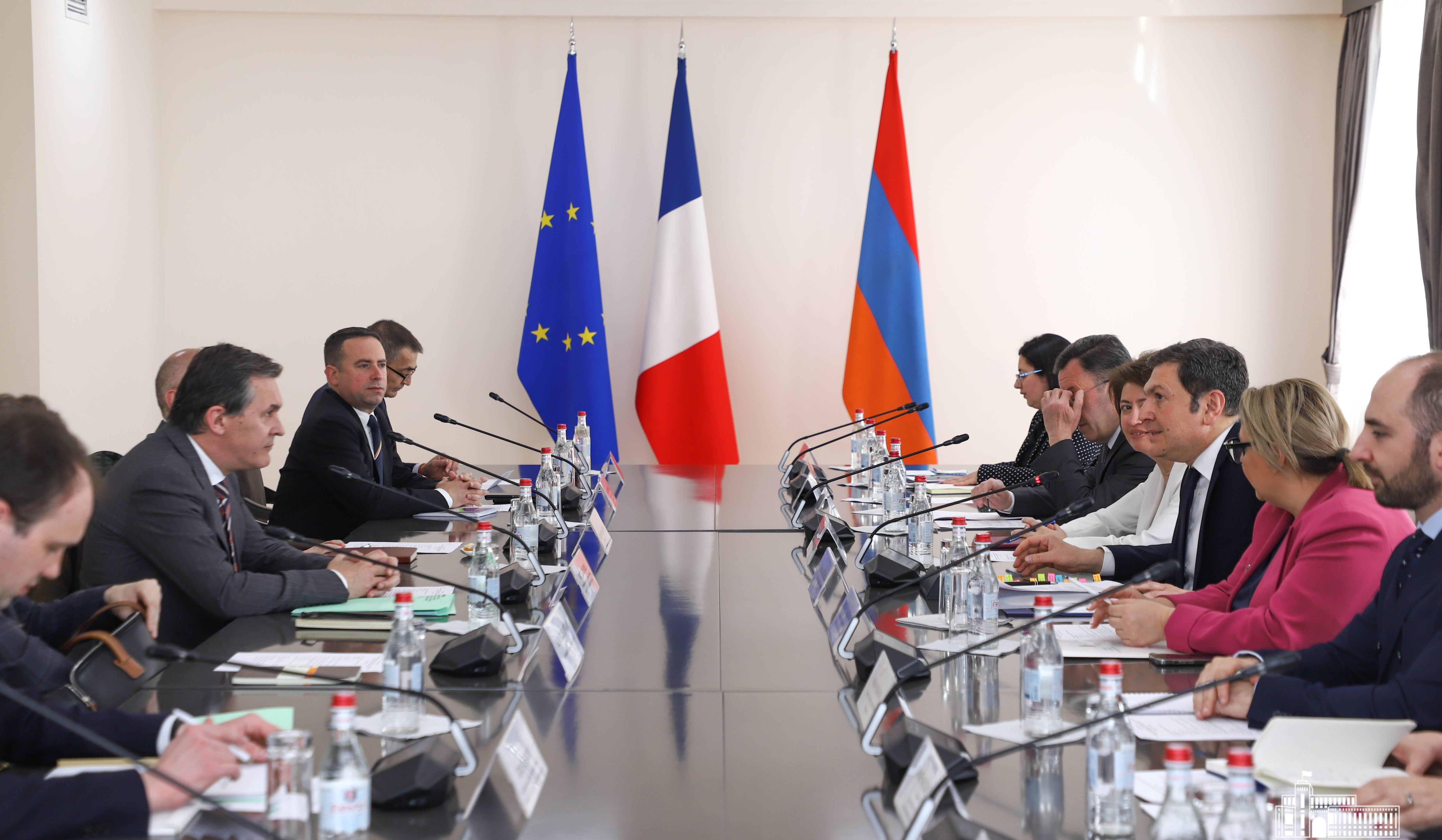 Հայաստանի և Ֆրանսիայի ԱԳՆ-ների միջև տեղի են ունեցել քաղաքական խորհրդակցություններ