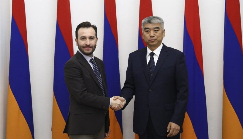 “Sülhün kəsişməsi” bütün infrastruktur layihələri ilə harmonik şəkildə birləşdirilə bilər: Hayk Konjoryan