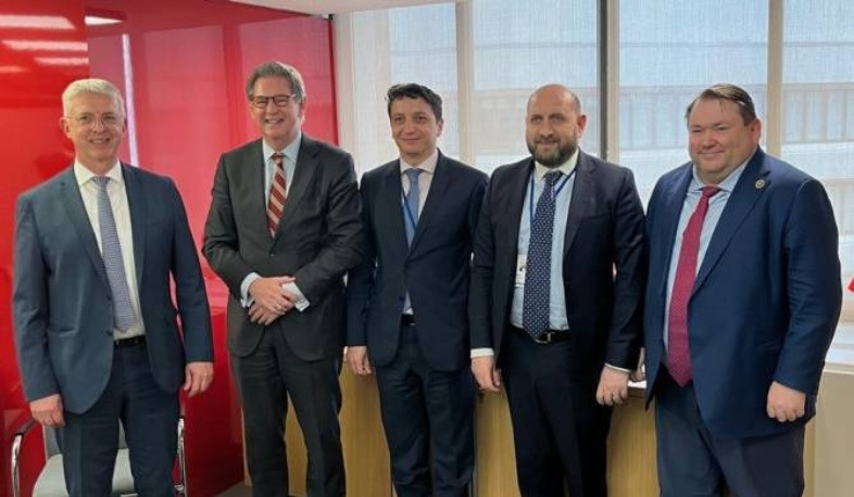 Քննարկվել են «Միջին միջանցքի» նախագծին ՀՀ հնարավոր մասնակցության հեռանկարները