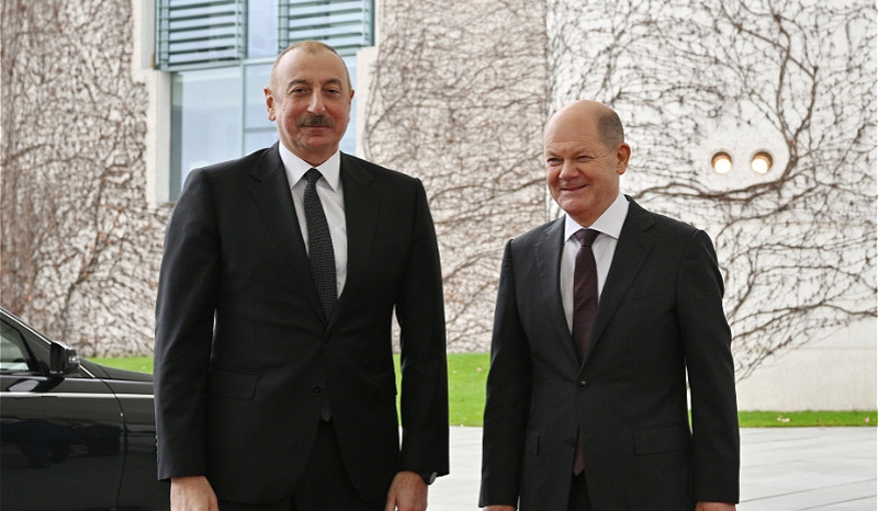 Алиев и Шольц обсудят темы внешней политики, безопасности, экономики и энергетики