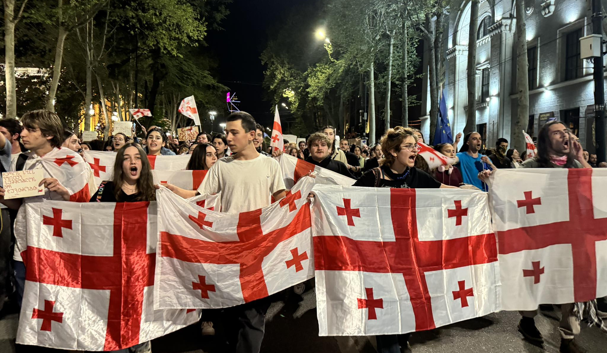 Массовые демонстрации в Грузии не прекращаются уже несколько дней