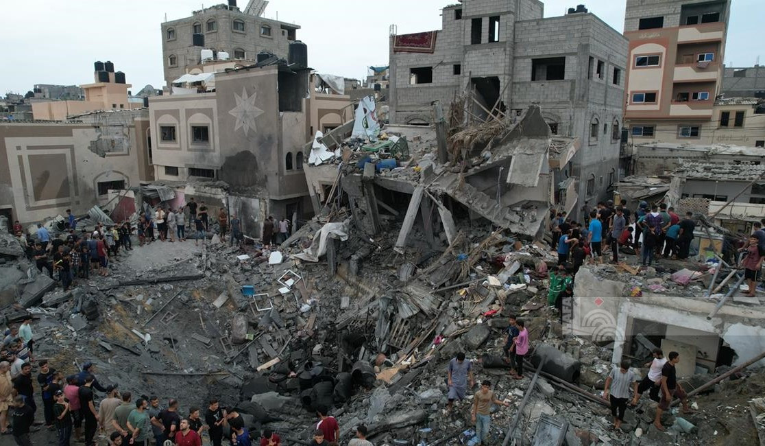 Число погибших при израильских ударах по Газе превысило 34 049 человек
