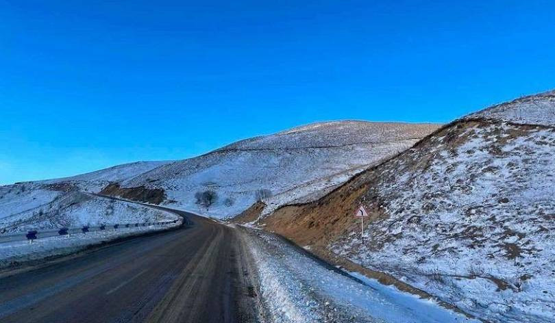 «Ամբերդ» օդերևութաբանական կայանից Քարի լիճ տանող ավտոճանապարհը փակ է