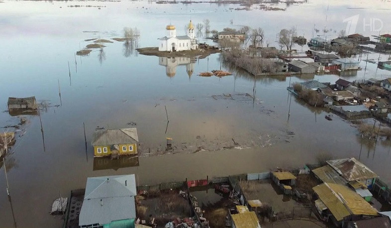 В Кургане и области из-за наводнения объявлена эвакуация