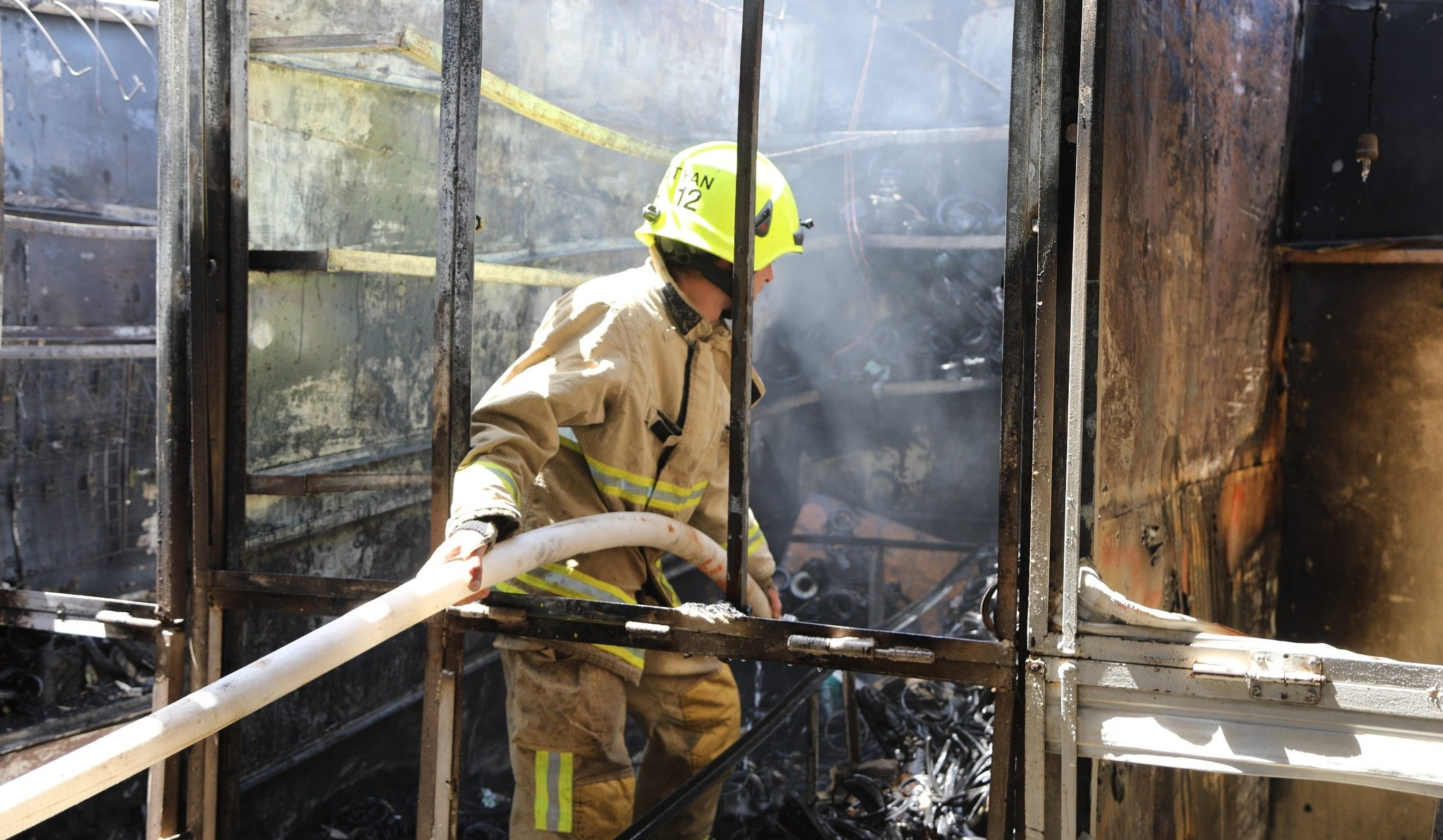 Երևանի «Մալաթիա» տոնավաճառում բռնկված հրդեհը մարվել է