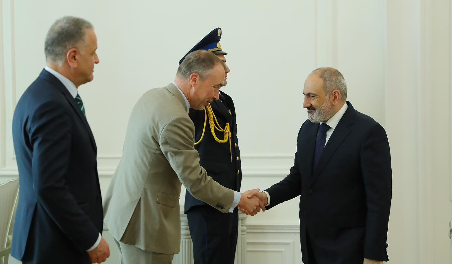 ЕС поддерживает договоренность о начале процесса делимитации границы на основе Алма-Атинской декларации 1991 года: Клаар