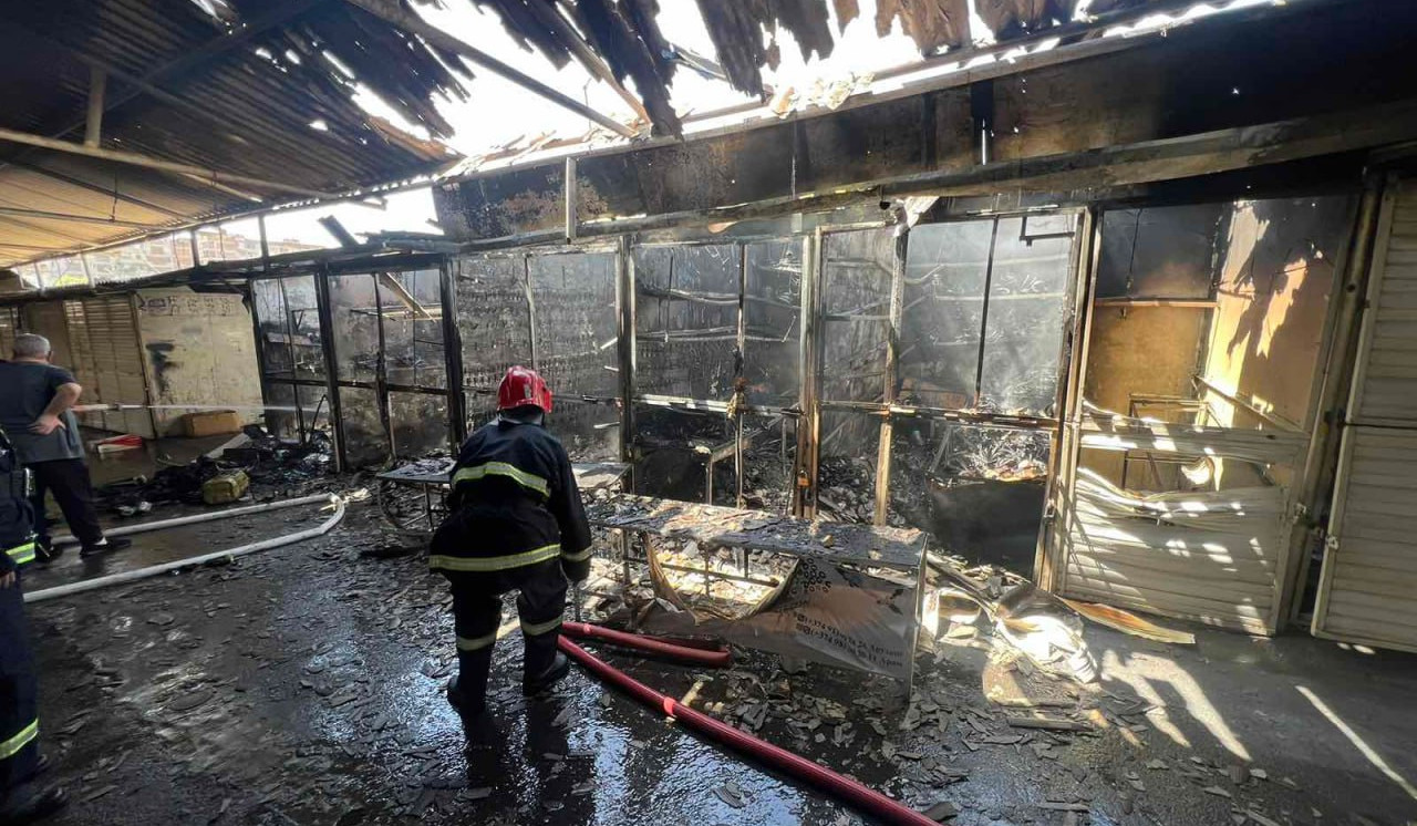 Հրդեհը բռնկվել է «Մալաթիա» տոնավաճառի ավտոպահեստամասերի վաճառքի հատվածի տաղավարներում և կից երկու պահեստում