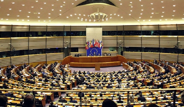 Avropa Parlamenti rəsmi Bakını siyasi məhbusları dərhal və qeyd-şərtsiz azad etməyə çağırıb
