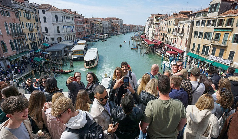 Վենետիկ մուտք գործելու համար զբոսաշրջիկները պետք է վճարեն