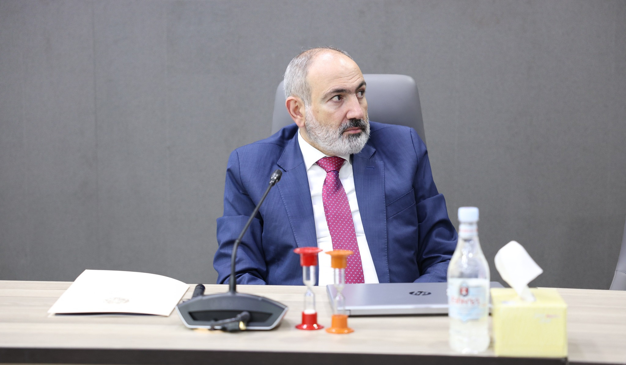 Նիկոլ Փաշինյանը ՔՊ նախաձեռնող խմբի նիստում հանդես է եկել սահմանազատման գործընթացի մեկնարկի մասին զեկույցով