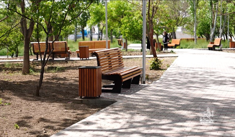 Հայրենական պատերազմի հաղթանակի 40-ամյակին նվիրված զբոսայգին բարեկարգվել է