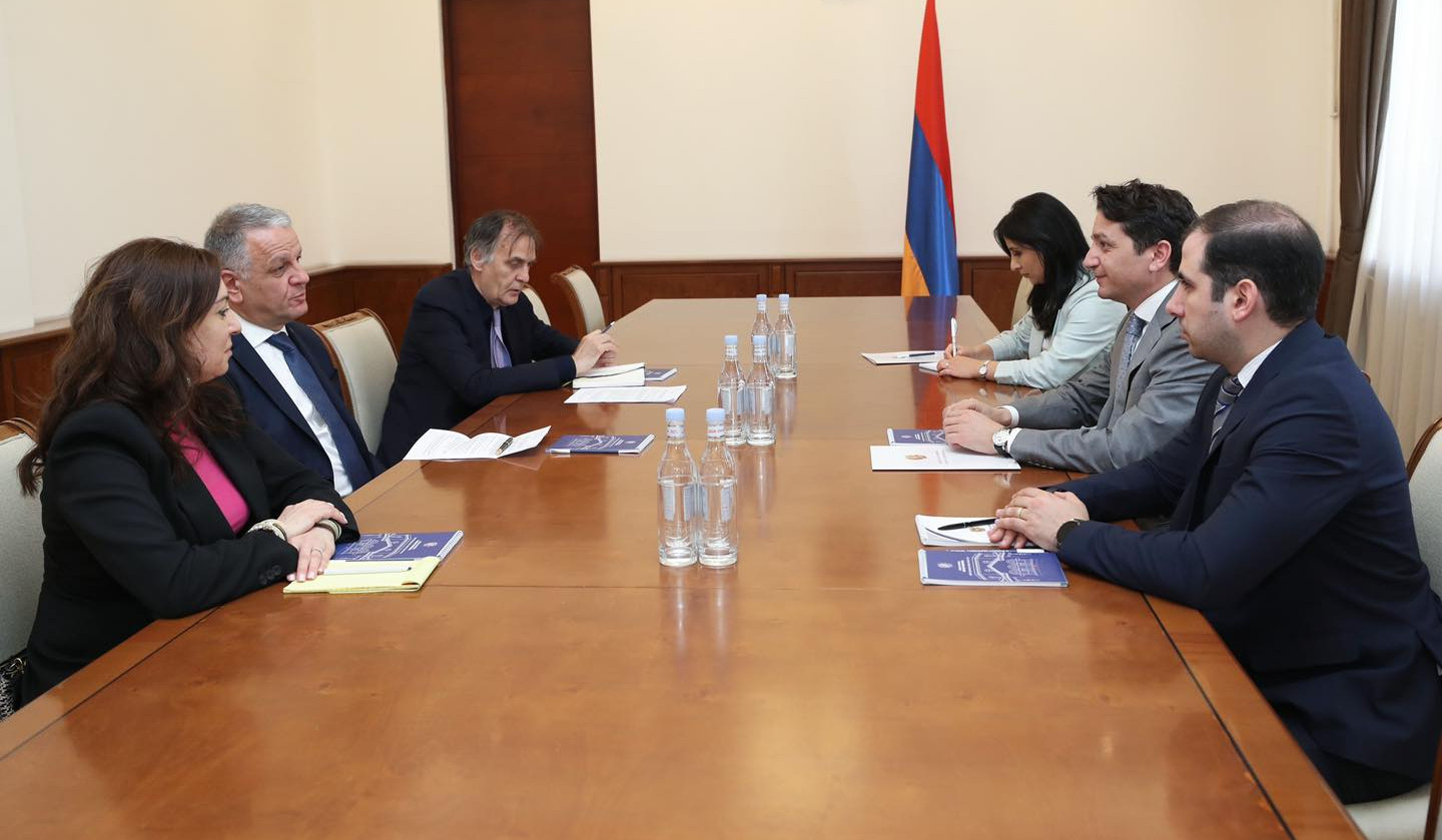 Վահե Հովհաննիսյանը և Վասիլիս Մարագոսը քննարկել են Հայաստան-ԵՄ ֆինանսատնտեսական գործակցության համակարգմանն առնչվող հարցեր