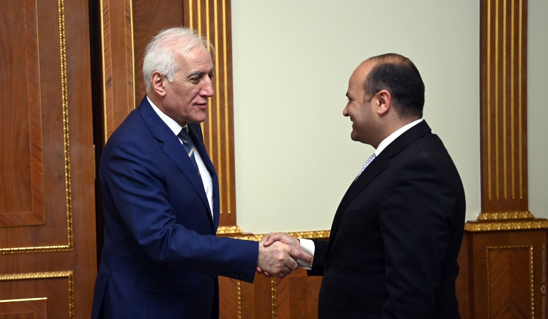 Անապահովության գնահատման նոր համակարգի ներդրումով մինչև 2026 թ. 20%-ով կկրճատվի նպաստառու ընտանիքների թիվը. Նարեկ Մկրտչյանը՝ նախագահին