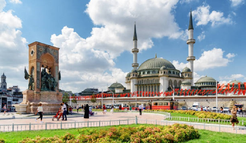 Թուրքիայի իշխանություններն արգելել են մայիսմեկյան ցույցերը Ստամբուլի Թաքսիմ հրապարակում