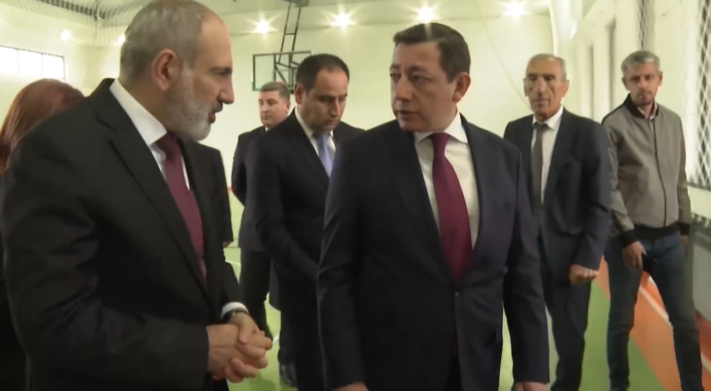 Թերությունները շտկված էին. վարչապետն Արտիմետում հետևել է միջնակարգ դպրոցի մարզադահլիճի աշխատանքների ընթացքին