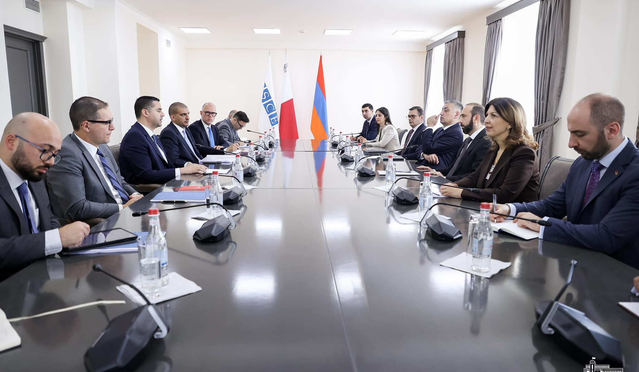 Ընթանում է Հայաստանի և Մալթայի ԱԳ նախարարների ընդլայնված կազմով հանդիպումը