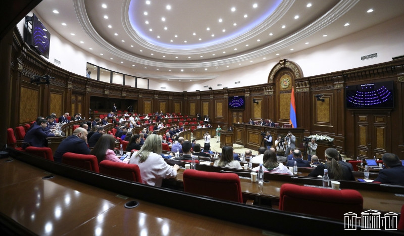 Ազգային ժողովը երկրորդ ընթերցմամբ քննարկել է օրենսդրական մի շարք նախաձեռնություններ