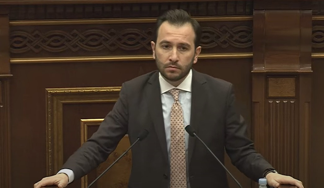 Մենք իրագործելի նպատակների ու անիրագործելի երազանքների արանքում մնացած քաղաքական բանավեճի մեջ ենք. Կոնջորյան