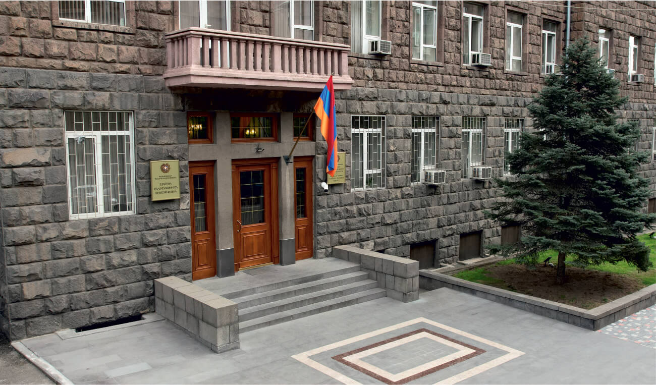 Սահմանապահ զորքերը պաշտոնապես ստանձնել են Տավուշի մարզի որոշ հատվածներում սահմանի պահպանությունը. ԱԱԾ
