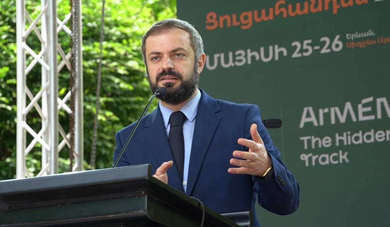 Գևորգ Պապոյանը մասնակցել է «Ճանաչի՛ր Հայաստանը» ներքին զբոսաշրջային ցուցահանդեսի բացմանը