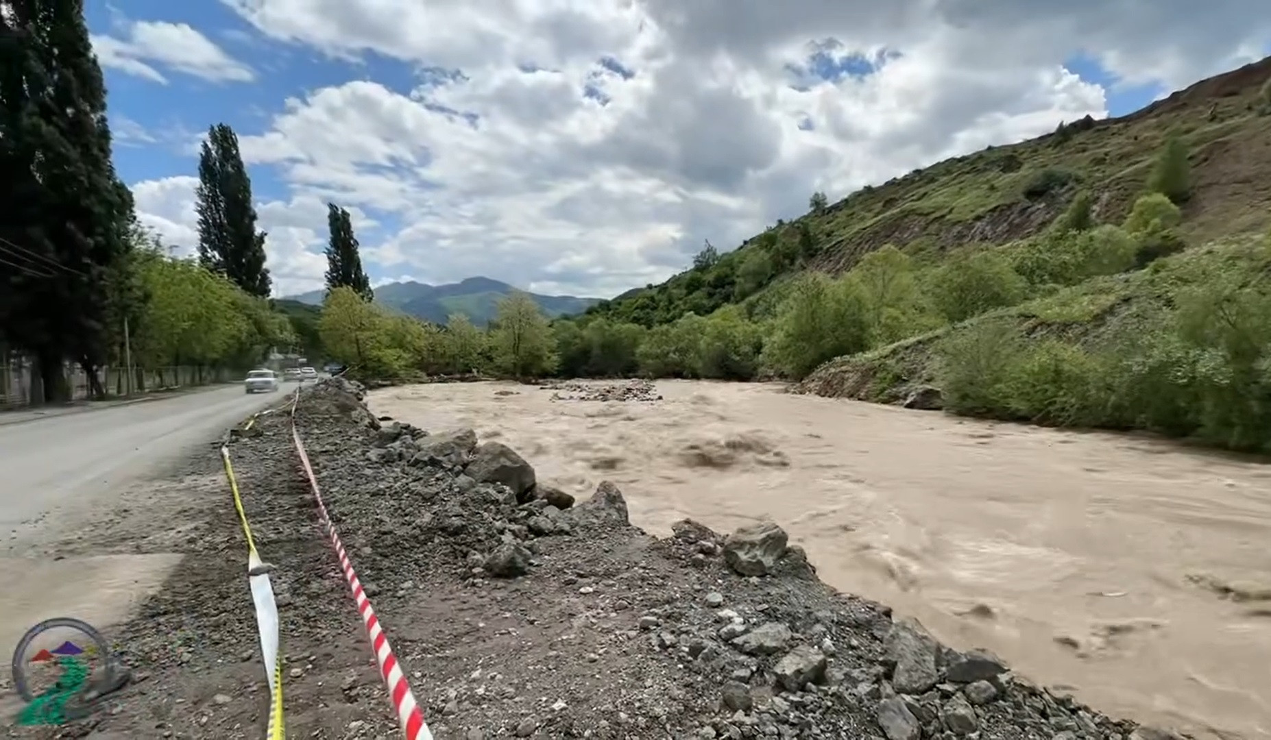 Ամրաշինական աշխատանքներ են կատարվել՝ կանխարգելելու Աղստև գետի ավերածությունները Դիլիջան-Իջևան ճանապարհին