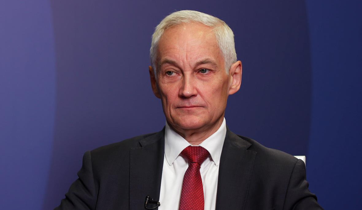 Qərb Ermənistan və Azərbaycanı münaqişələrin həlli üçün vasitəçilik etməyə məcbur edir: Belousov