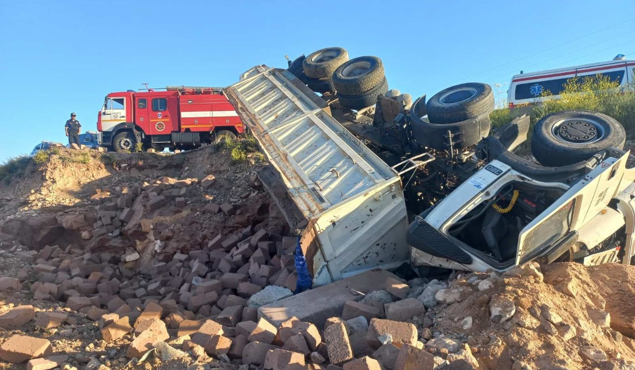 ՃՏՊ Աշտարակ-Թալին ավտոճանապարհին. բեռնատարի վարորդը մահացել է