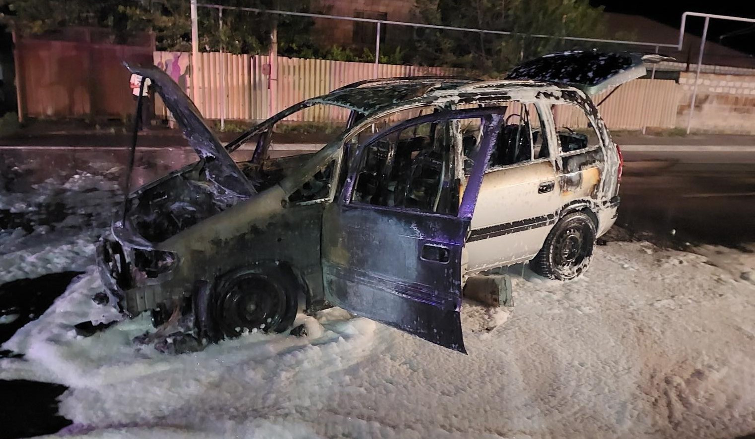 Արարատ գյուղում ավտոմեքենա է այրվել