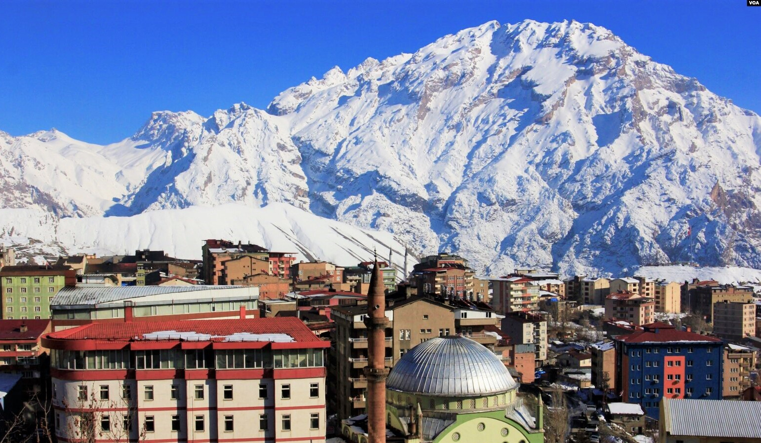 Turkey arrests pro-Kurdish mayor two months after election