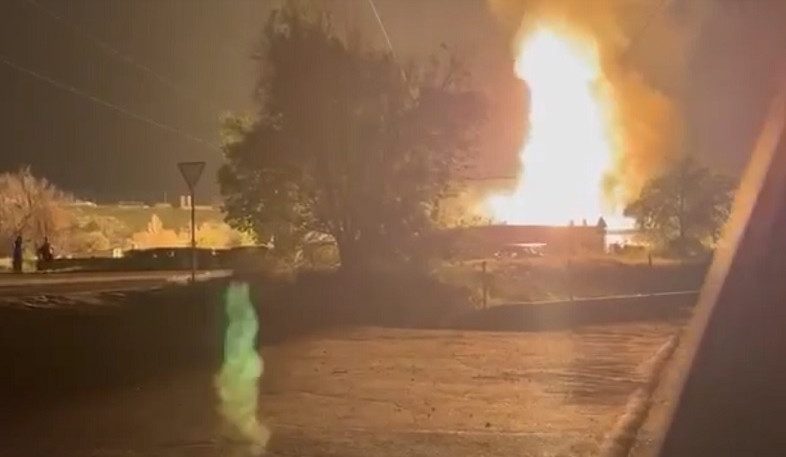 В результате взрыва на заправке, по предварительной информации, есть пострадавшие