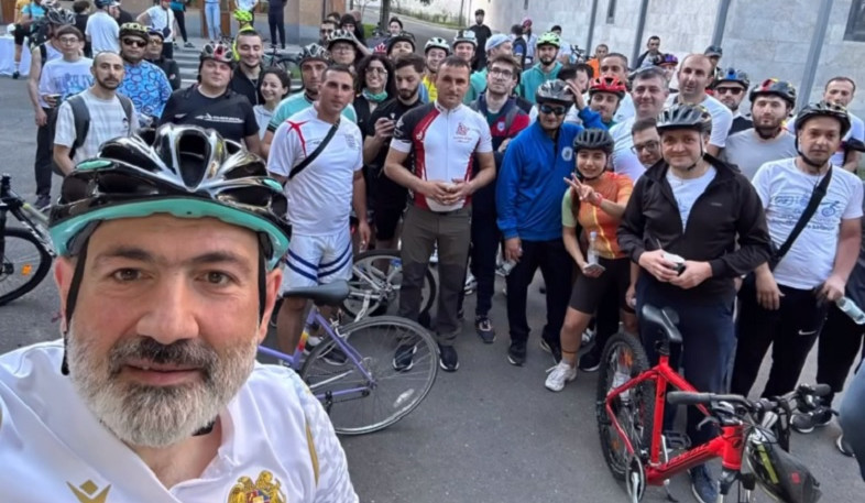 Մեր առաջին հեծանվային զբոսանքը Երևանի փողոցներով կայացավ․ վարչապետը լուսանկար է հրապարակել