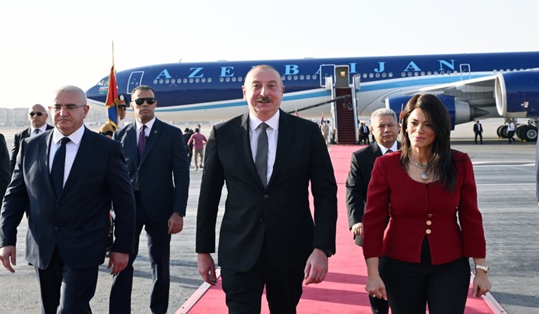Azərbaycan prezidenti İlham Əliyev Misirdə rəsmi səfərdədir
