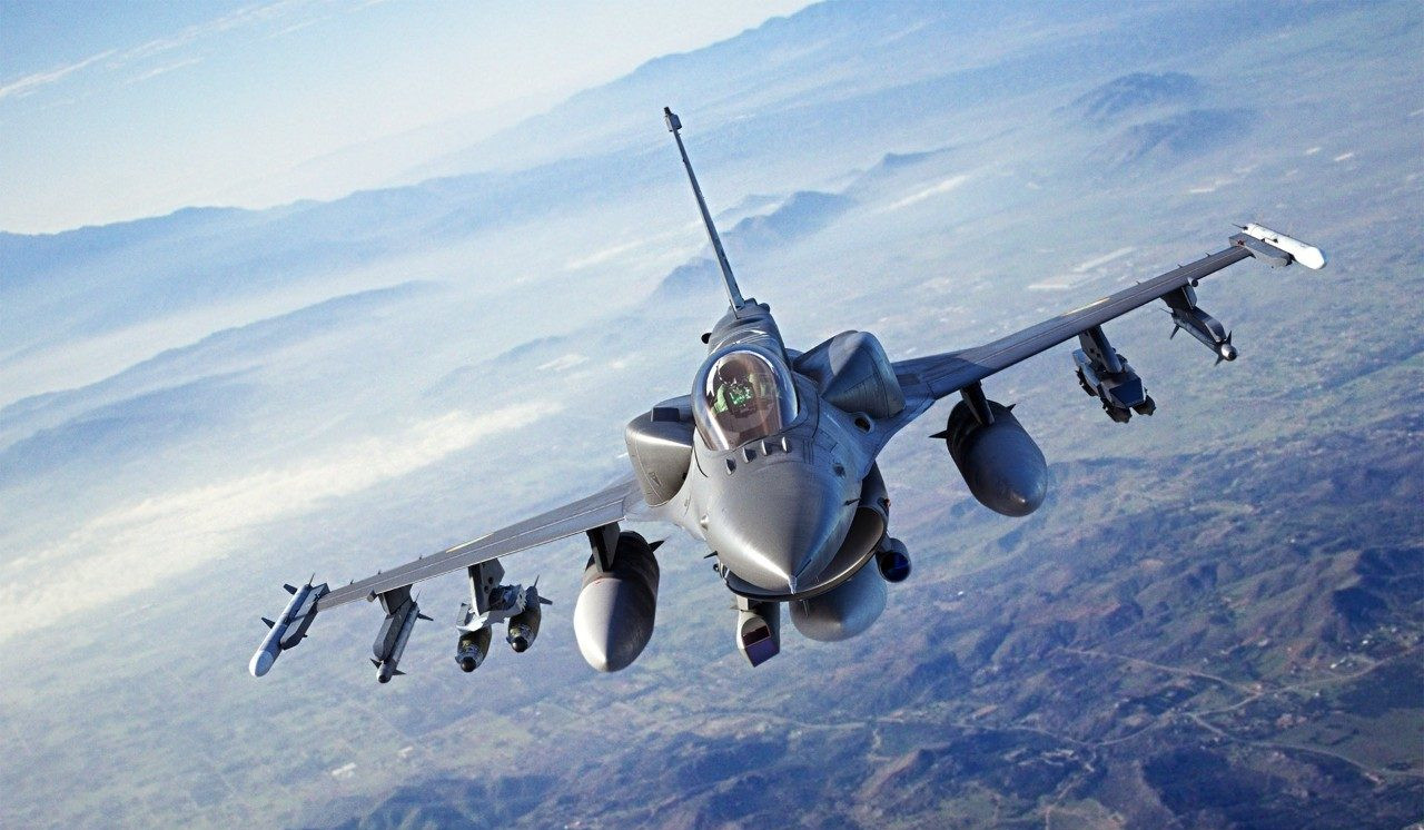 White House announced plans to deploy F-16s to Ukraine